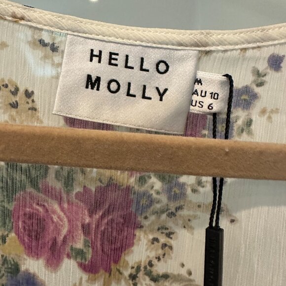 Hello Molly Floral Dress- Size 6 - Picture 5 of 5